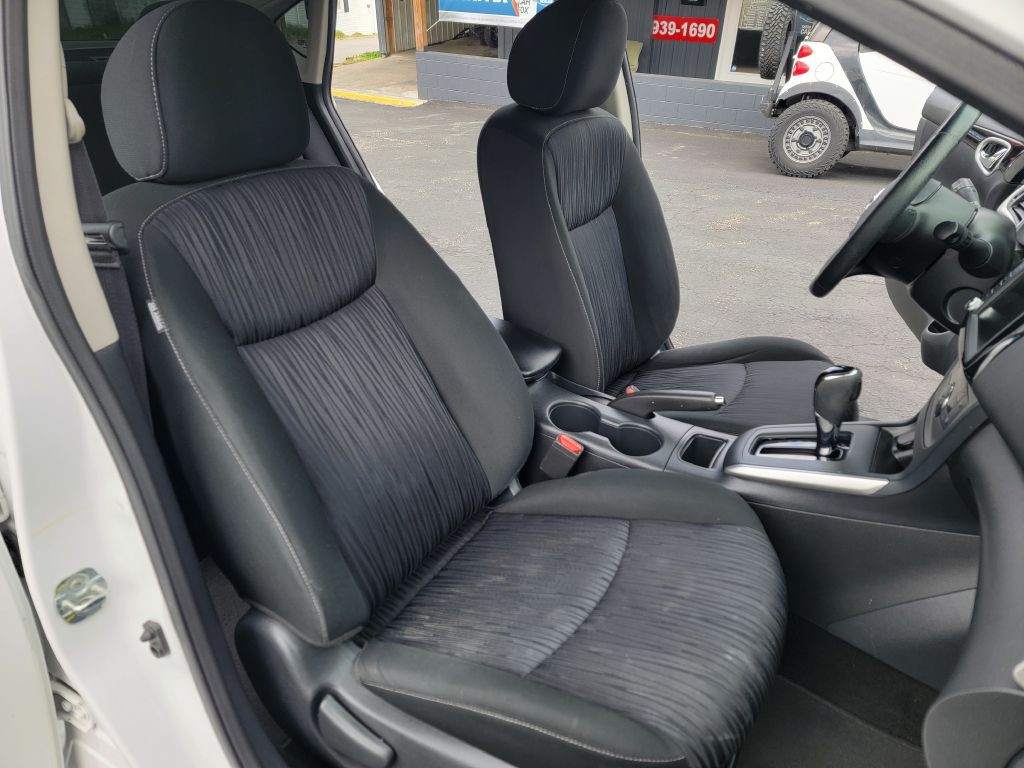 2019 Nissan Sentra Image 10
