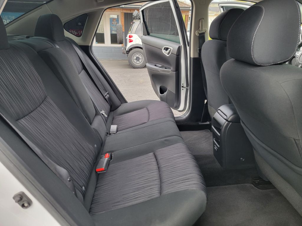2019 Nissan Sentra Image 11