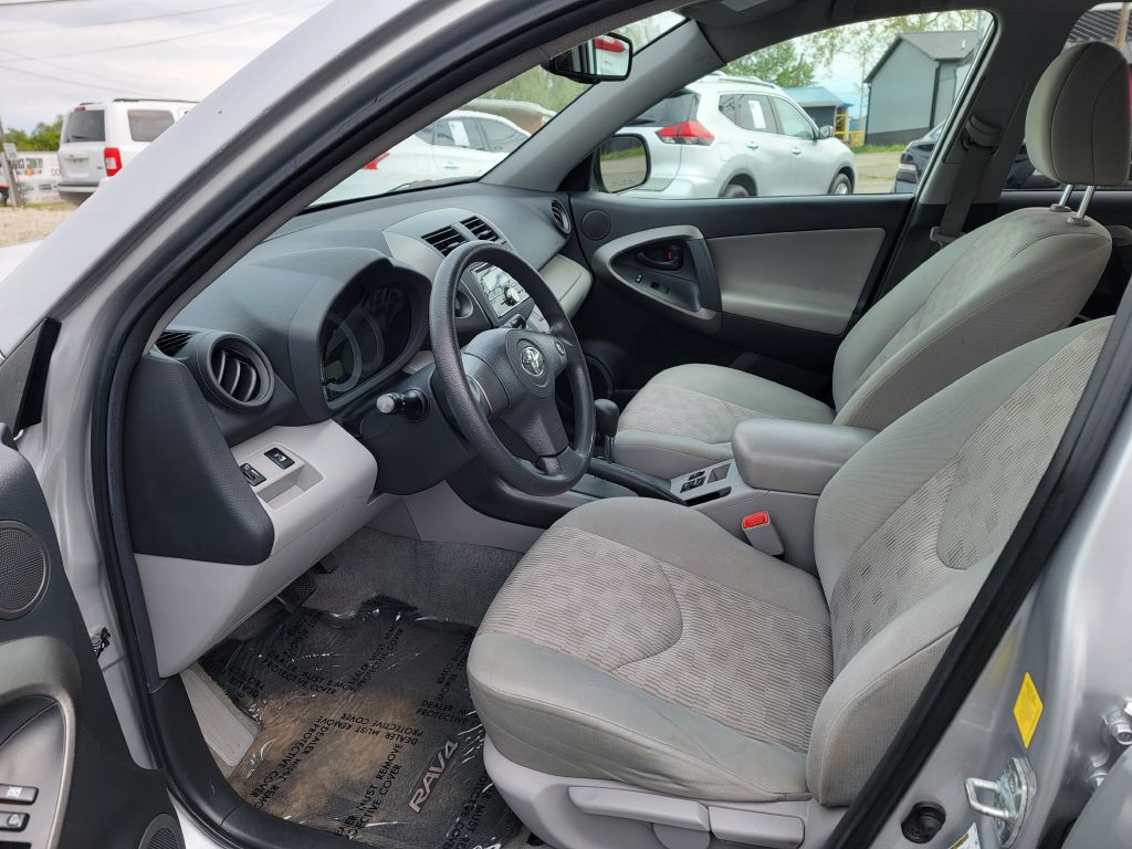 2011 Toyota Rav4 Image 13