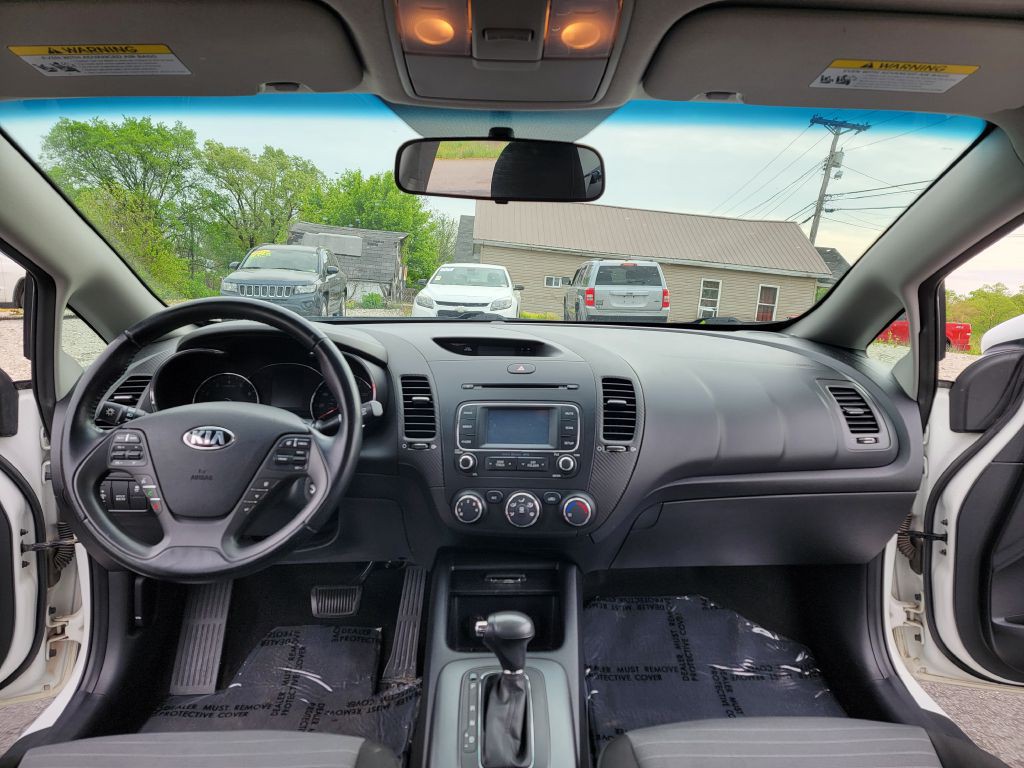 2016 Kia Forte Image 14