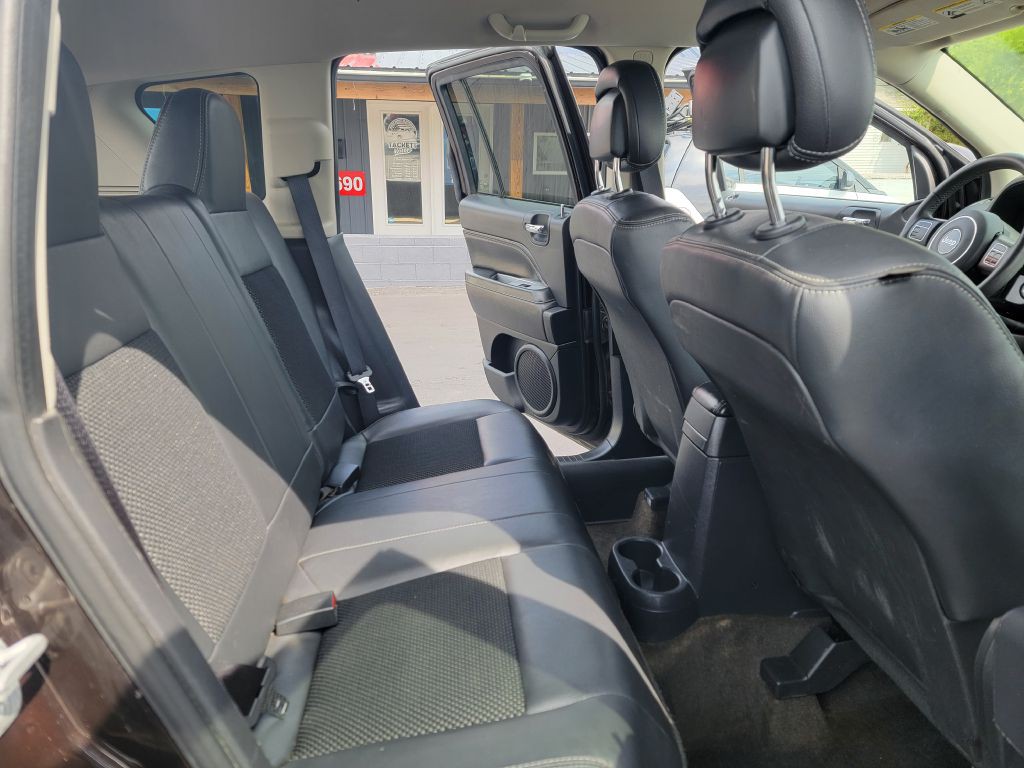 2014 Jeep Compass Image 13
