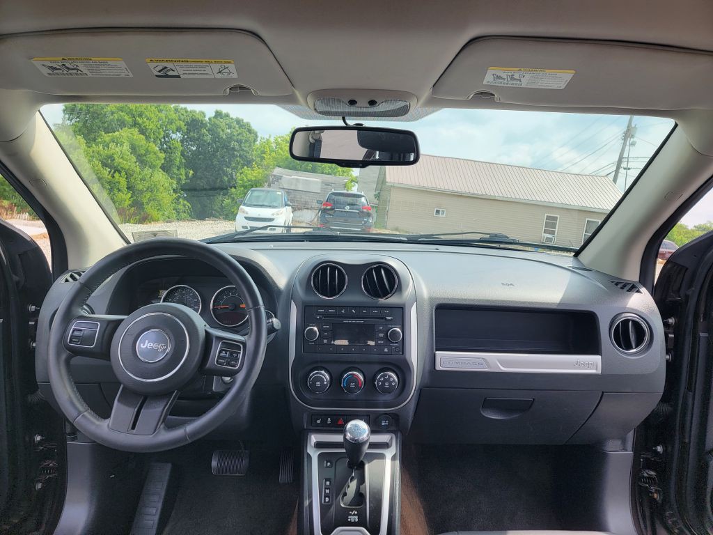 2014 Jeep Compass Image 15