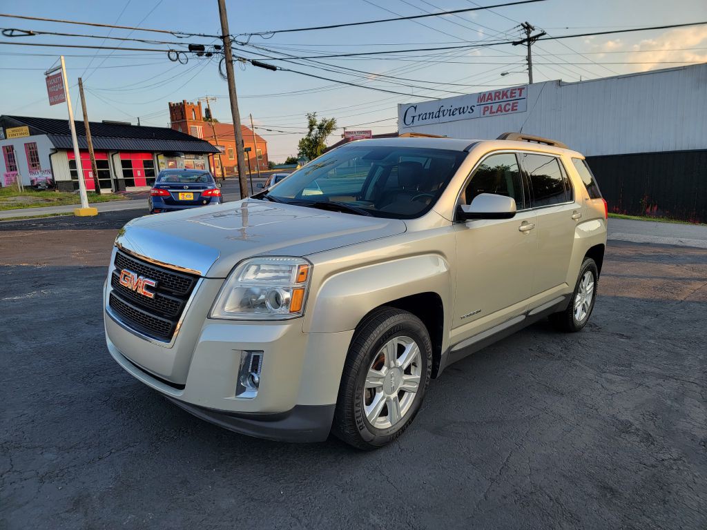 2015 GMC Terrain Image 2