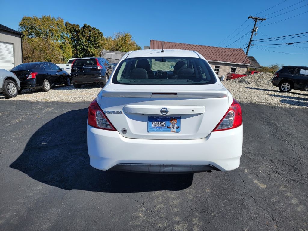 2019 Nissan Versa Image 6