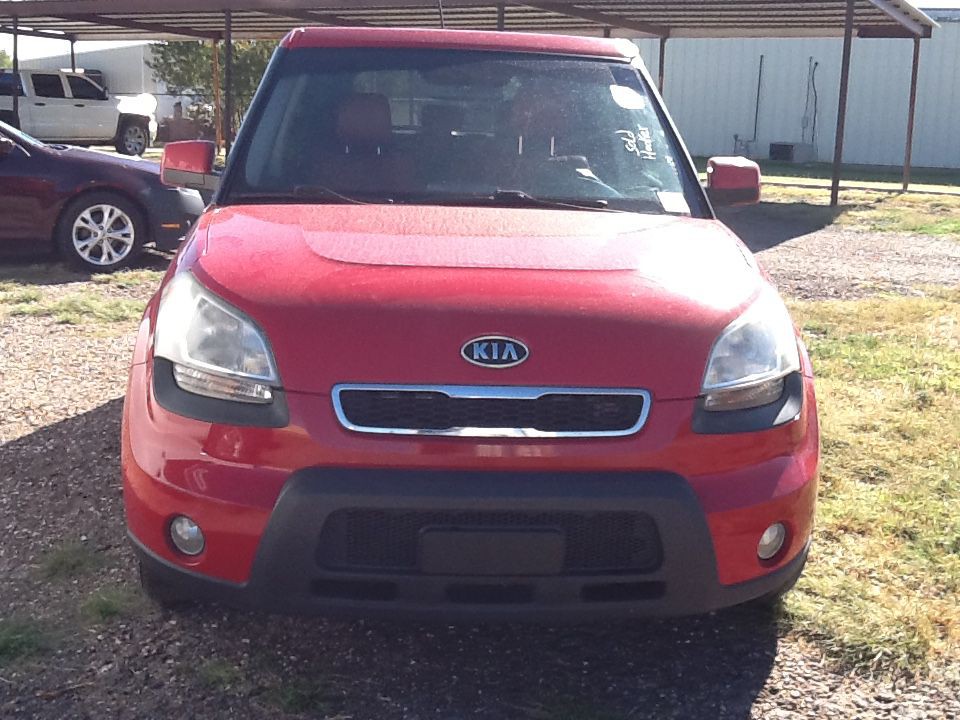 2011 Kia Soul +