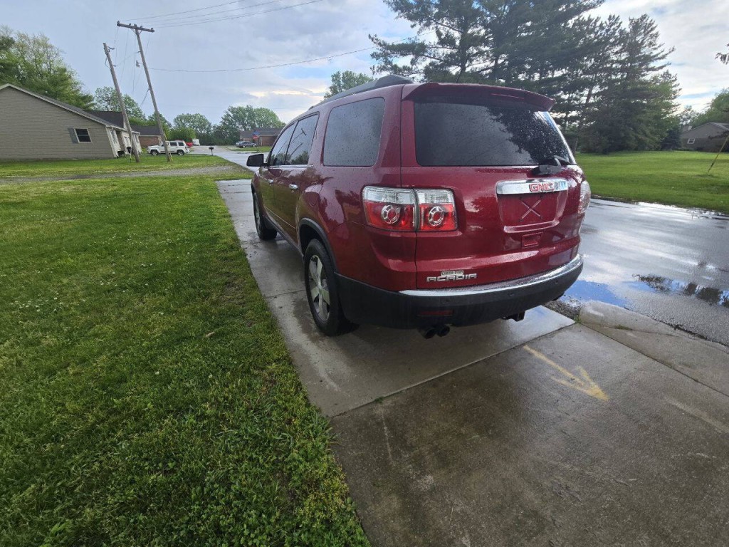 2012 GMC Acadia Image 8