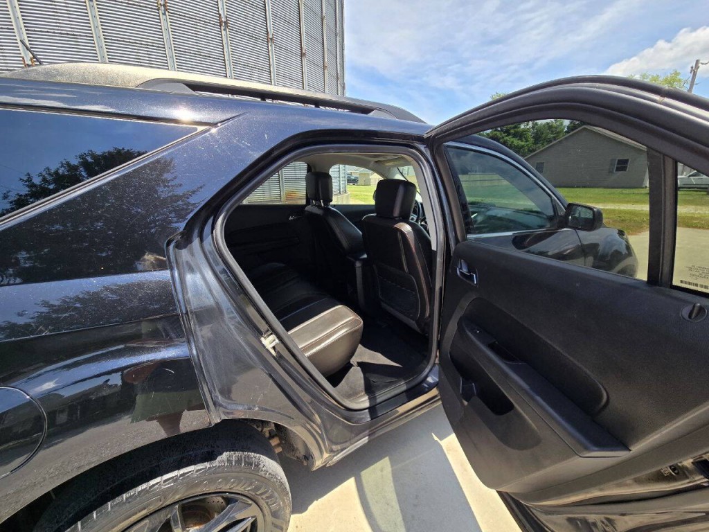 2017 Chevrolet Equinox Image 11