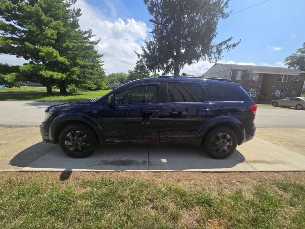 2017 Dodge Journey Image 2