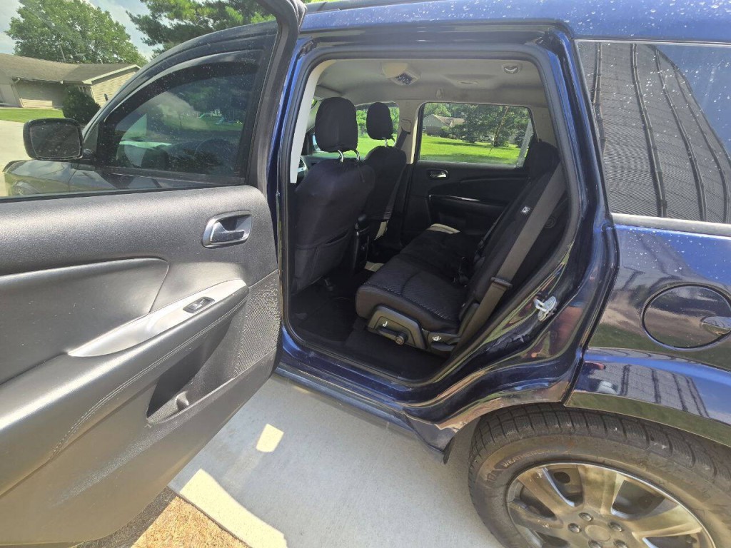 2017 Dodge Journey Image 12