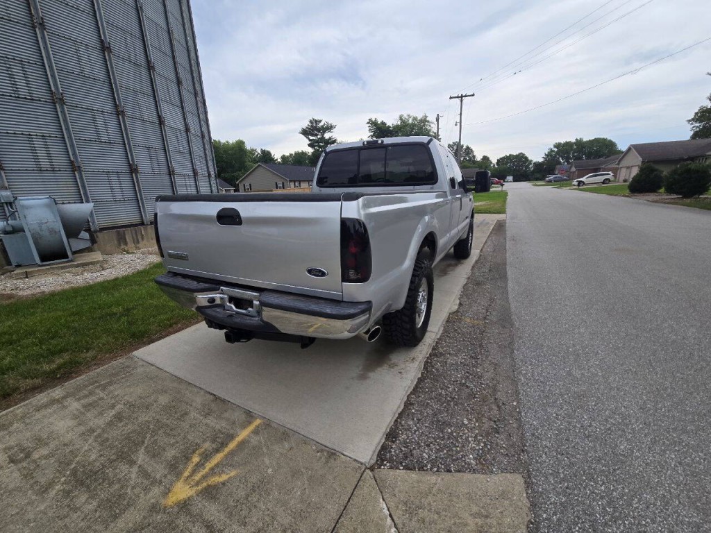 2005 Ford F-250 Image 6