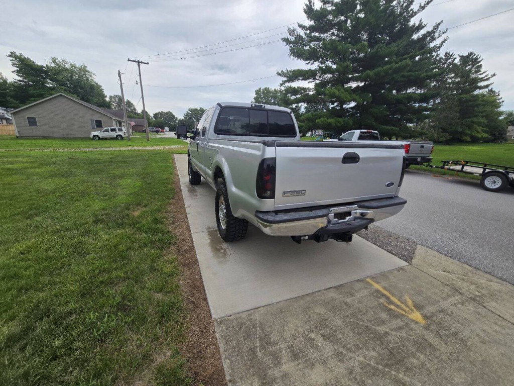 2005 Ford F-250 Image 8