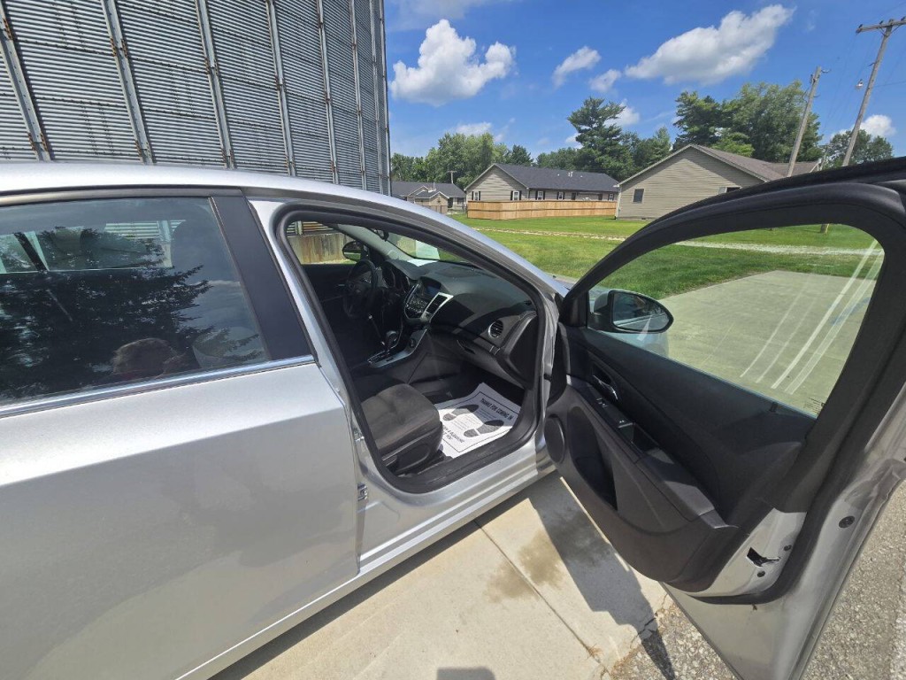2015 Chevrolet Cruze Image 10