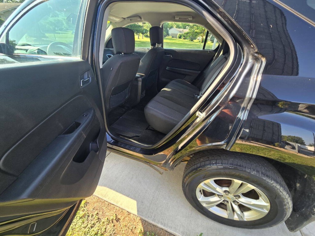 2012 Chevrolet Equinox Image 12