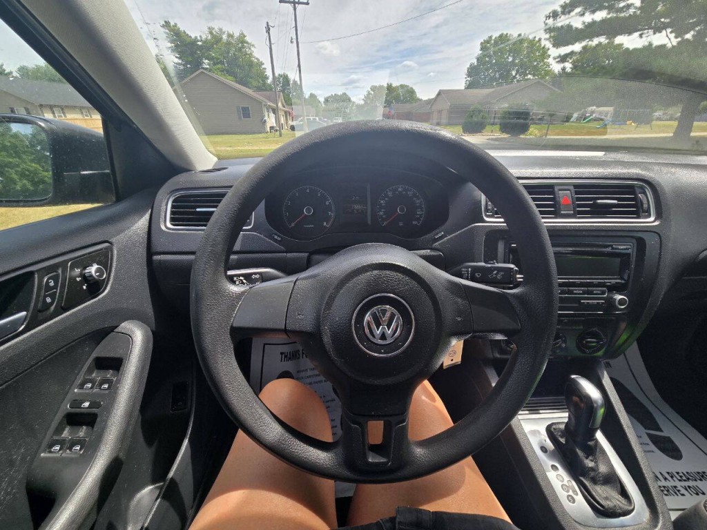 2014 Volkswagen Jetta Image 14