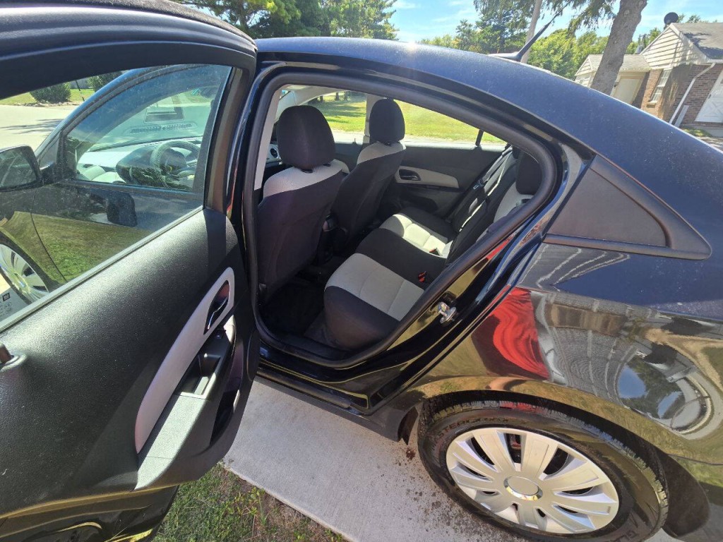 2014 Chevrolet Cruze Image 11