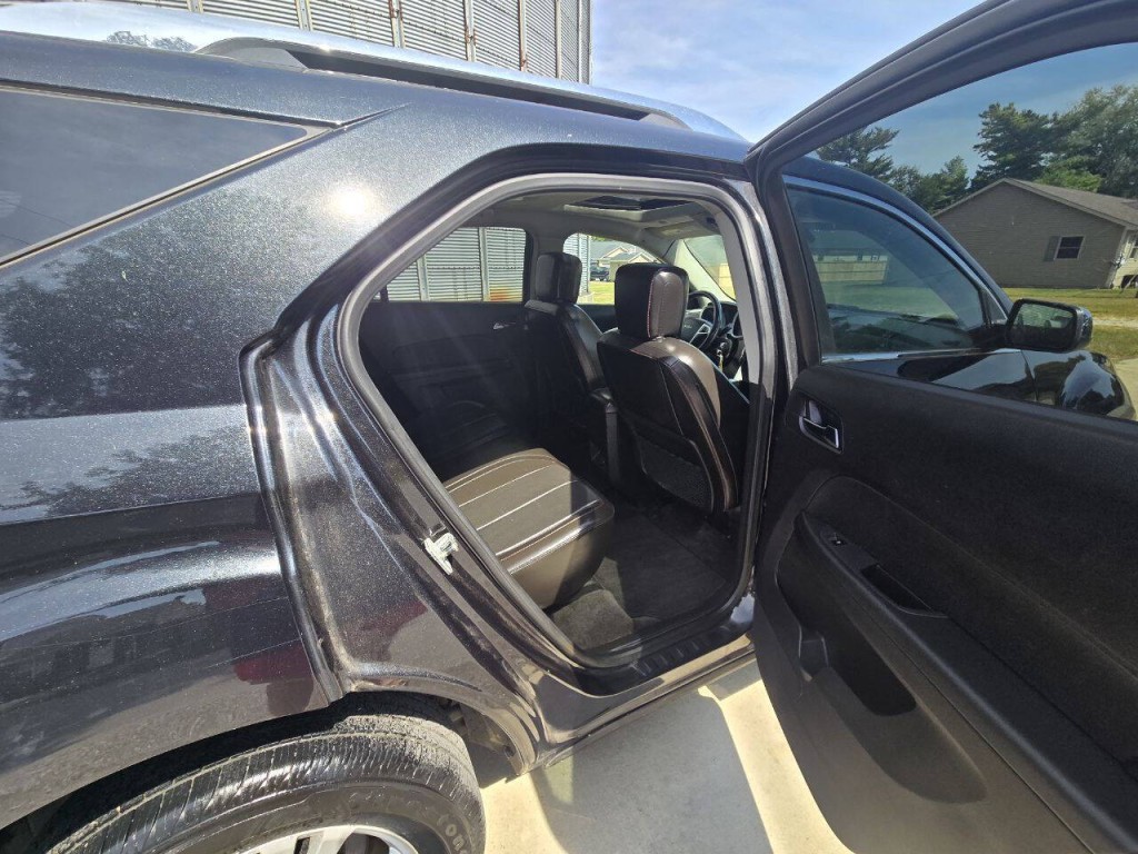 2010 Chevrolet Equinox Image 11