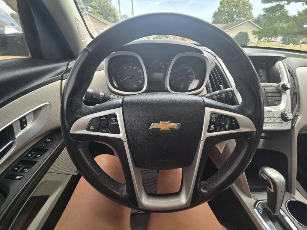 2012 Chevrolet Equinox Image 17
