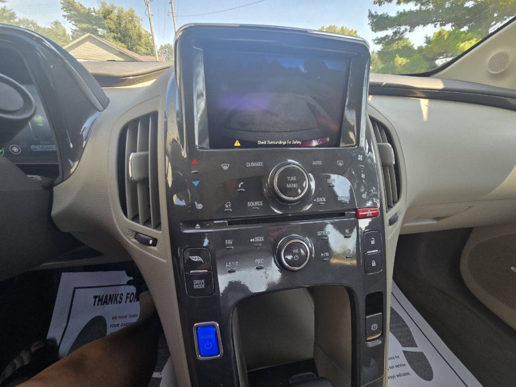 2013 Chevrolet Volt Image 14