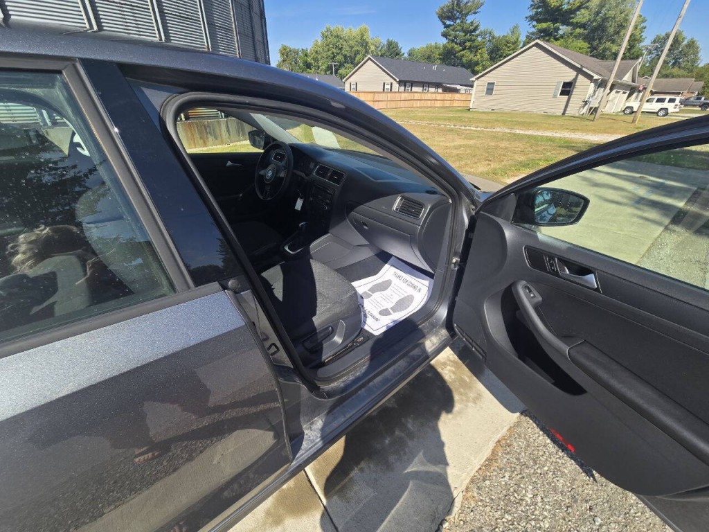 2014 Volkswagen Jetta Image 10