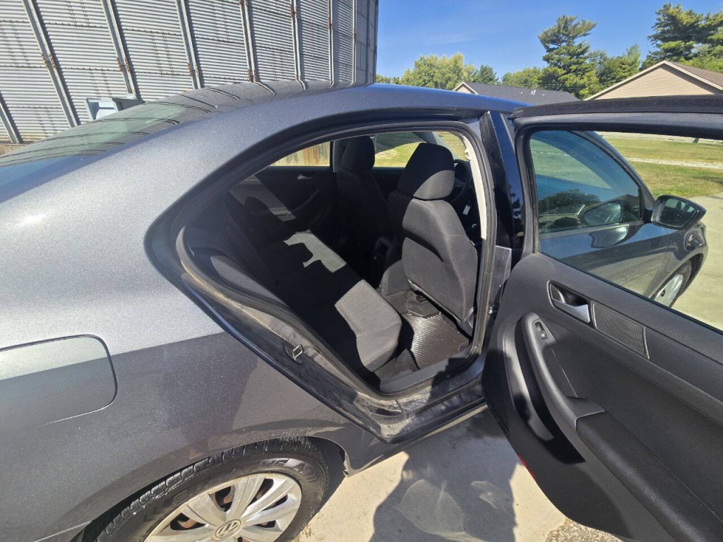 2014 Volkswagen Jetta Image 11