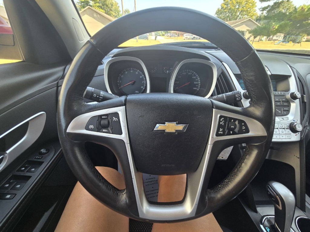 2011 Chevrolet Equinox Image 14