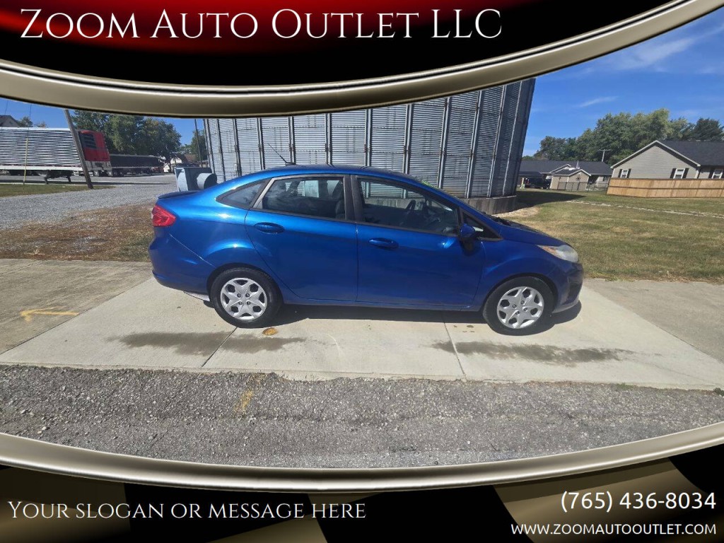 2011 Ford Fiesta Image 1
