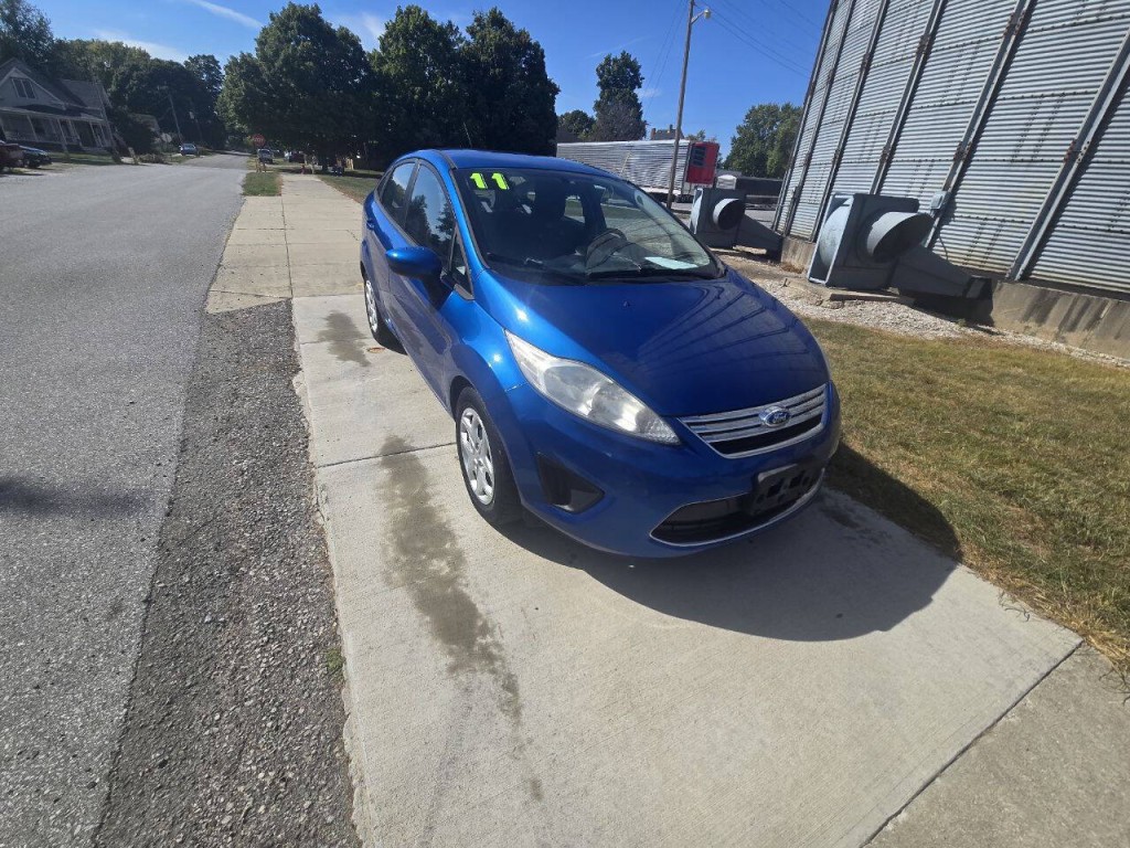 2011 Ford Fiesta Image 5