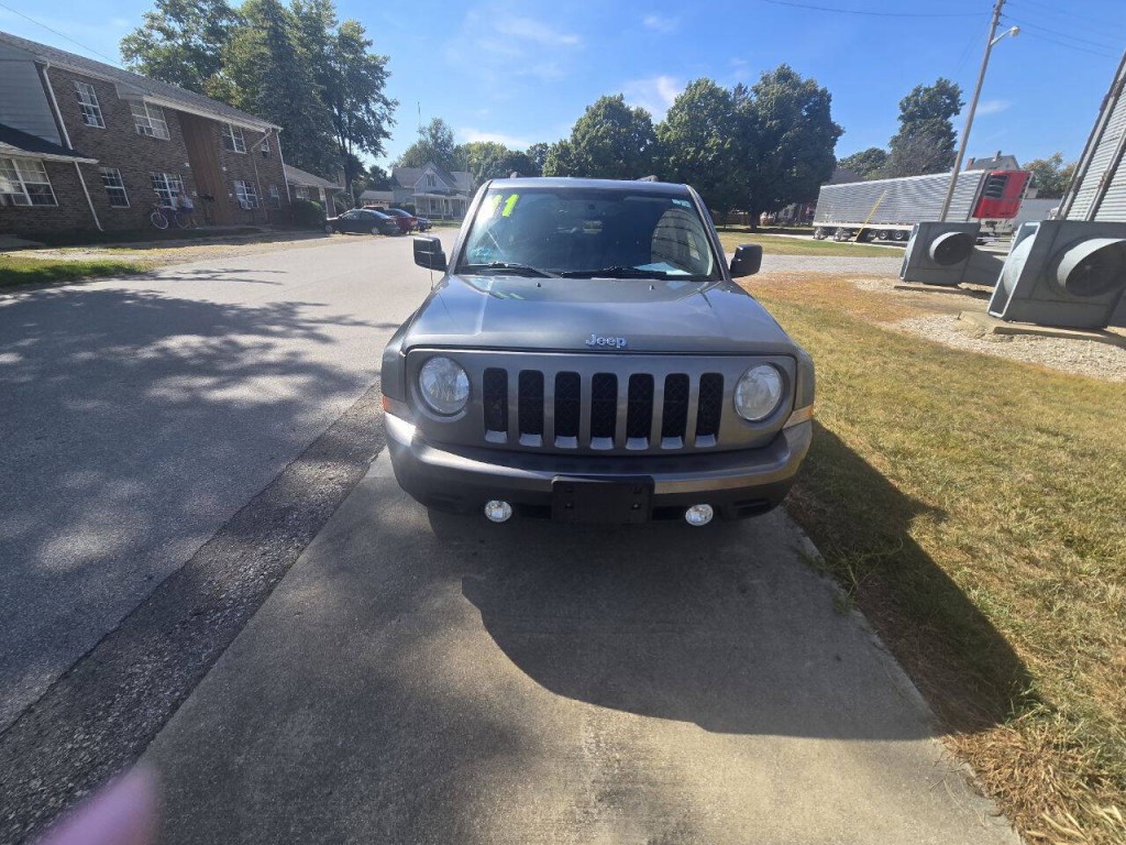 2011 Jeep Patriot Image 4
