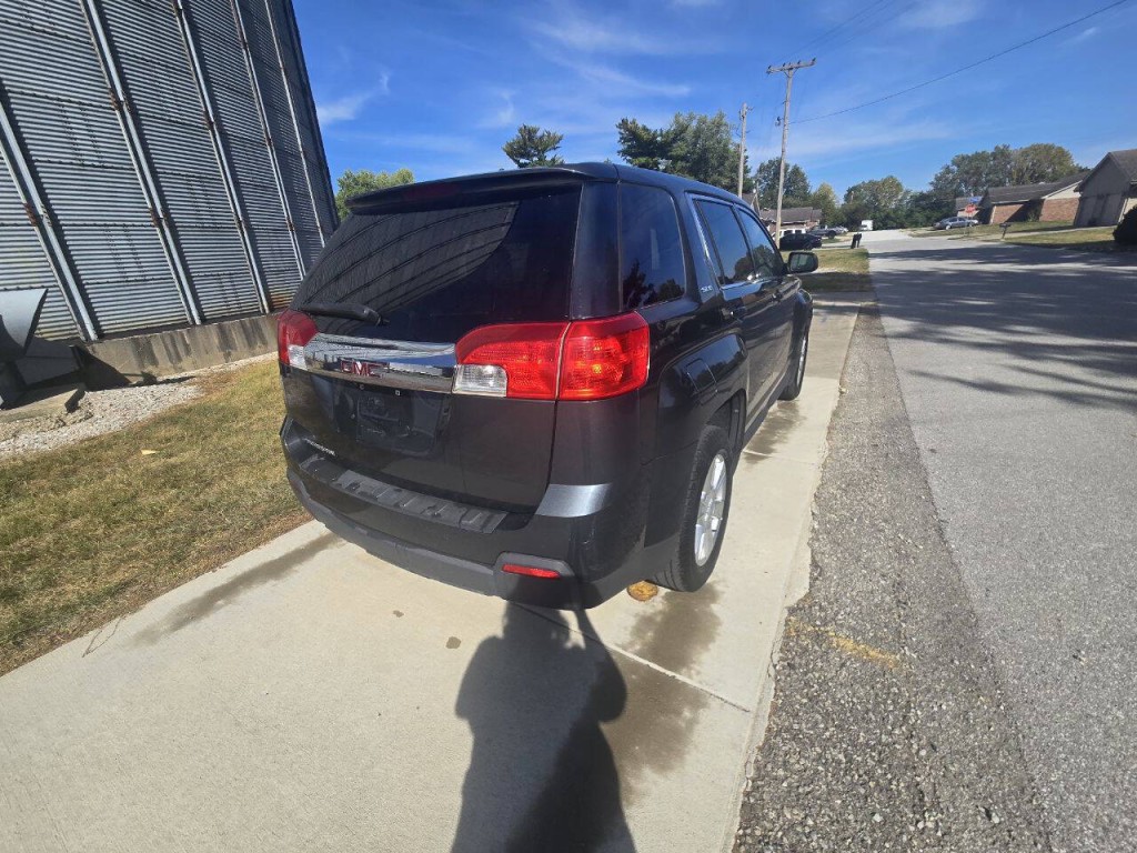 2011 GMC Terrain Image 6