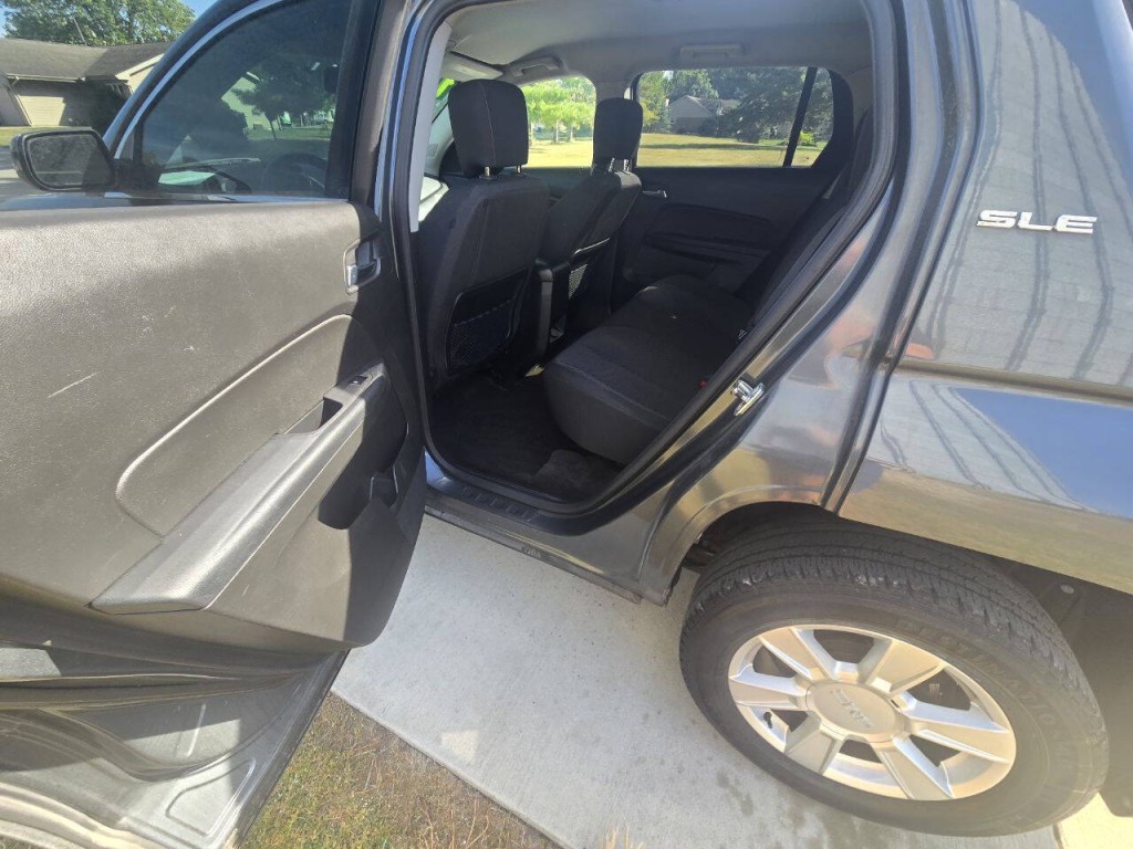 2011 GMC Terrain Image 12