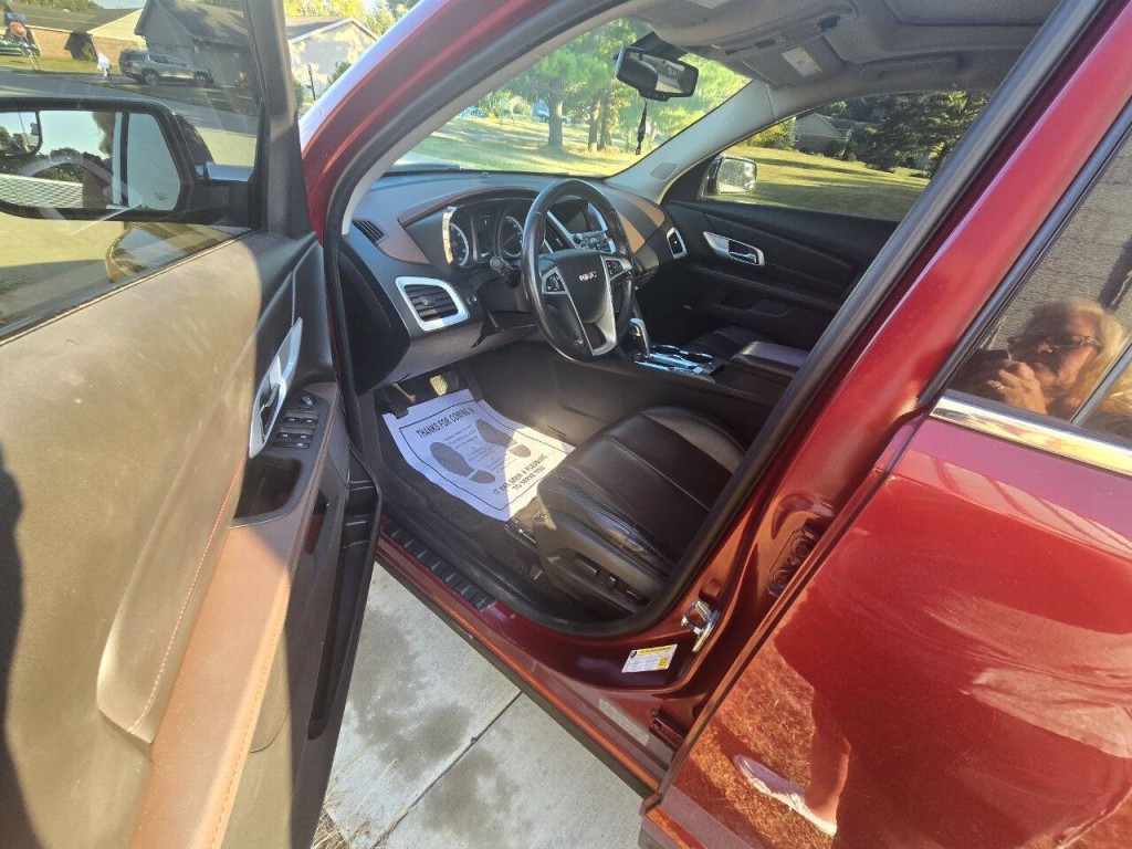 2011 GMC Terrain Image 9