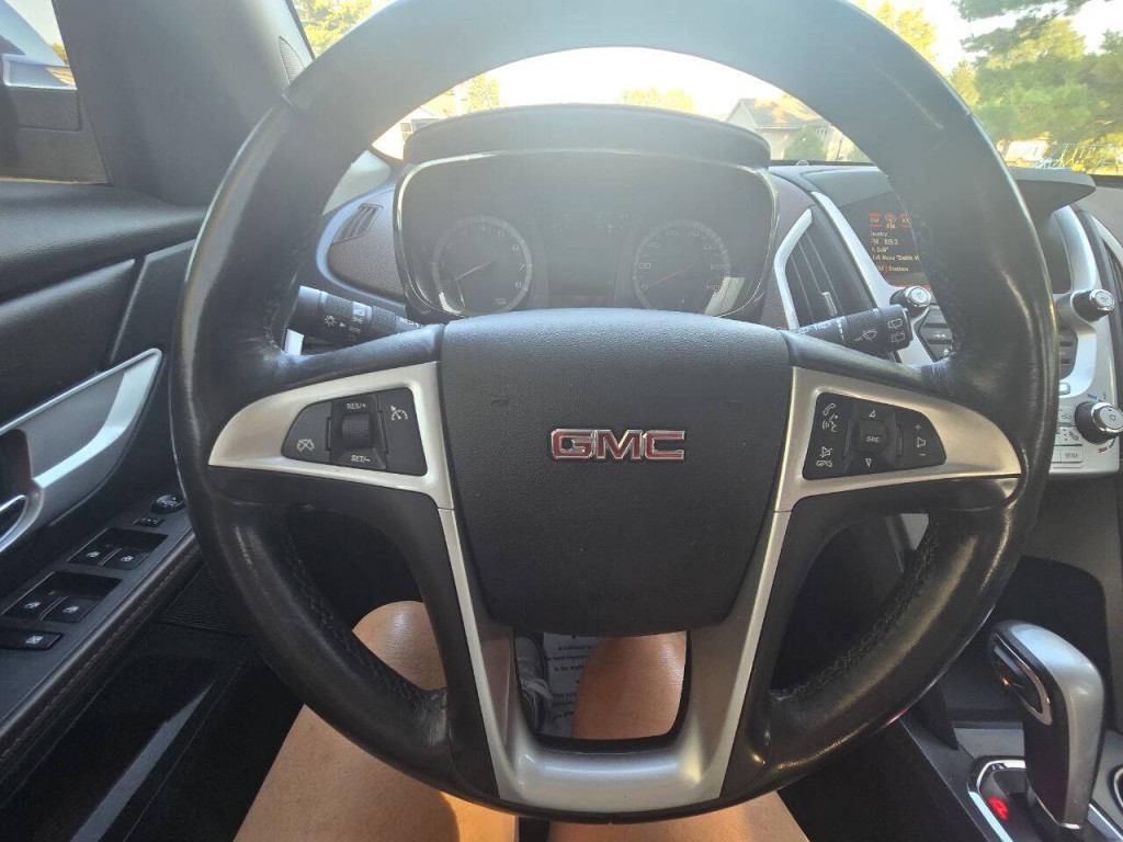 2011 GMC Terrain Image 15
