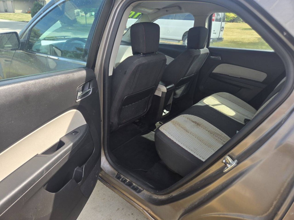 2010 Chevrolet Equinox Image 12