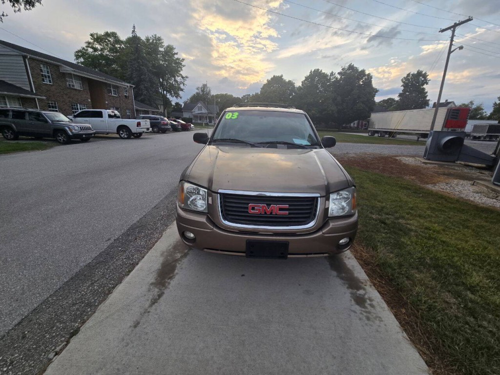 2003 GMC Envoy Image 4