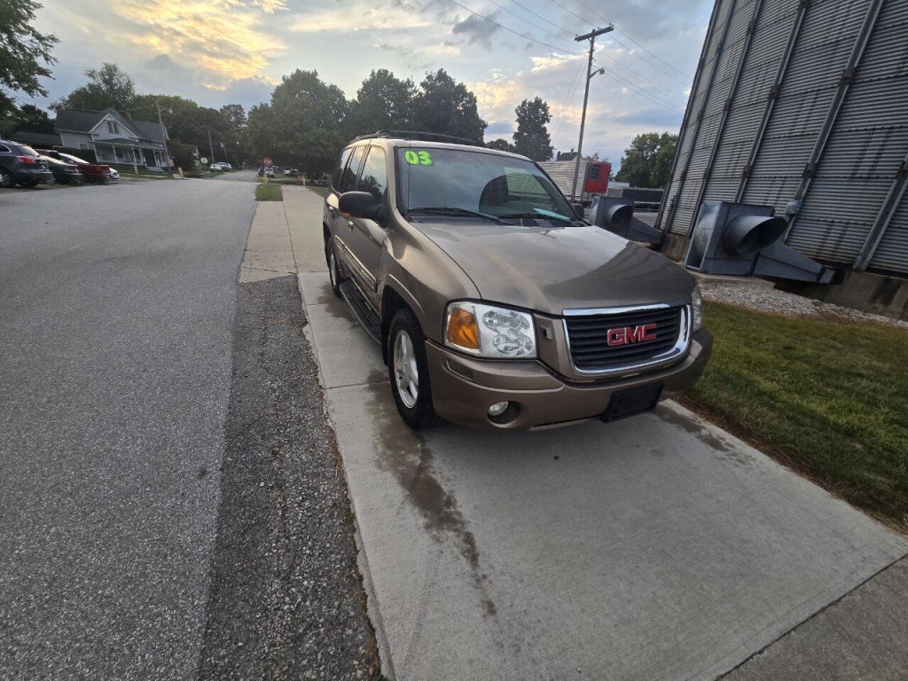 2003 GMC Envoy Image 5