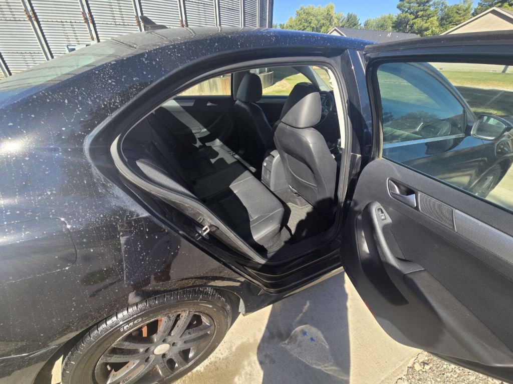 2015 Volkswagen Jetta Image 11