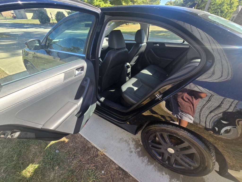 2015 Volkswagen Jetta Image 12