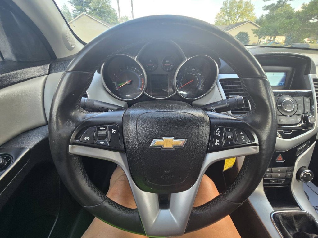 2012 Chevrolet Cruze Image 14
