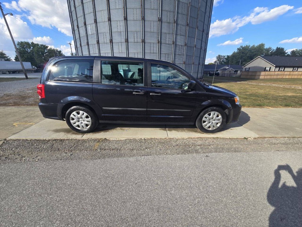 2014 Dodge Grand Caravan Image 2