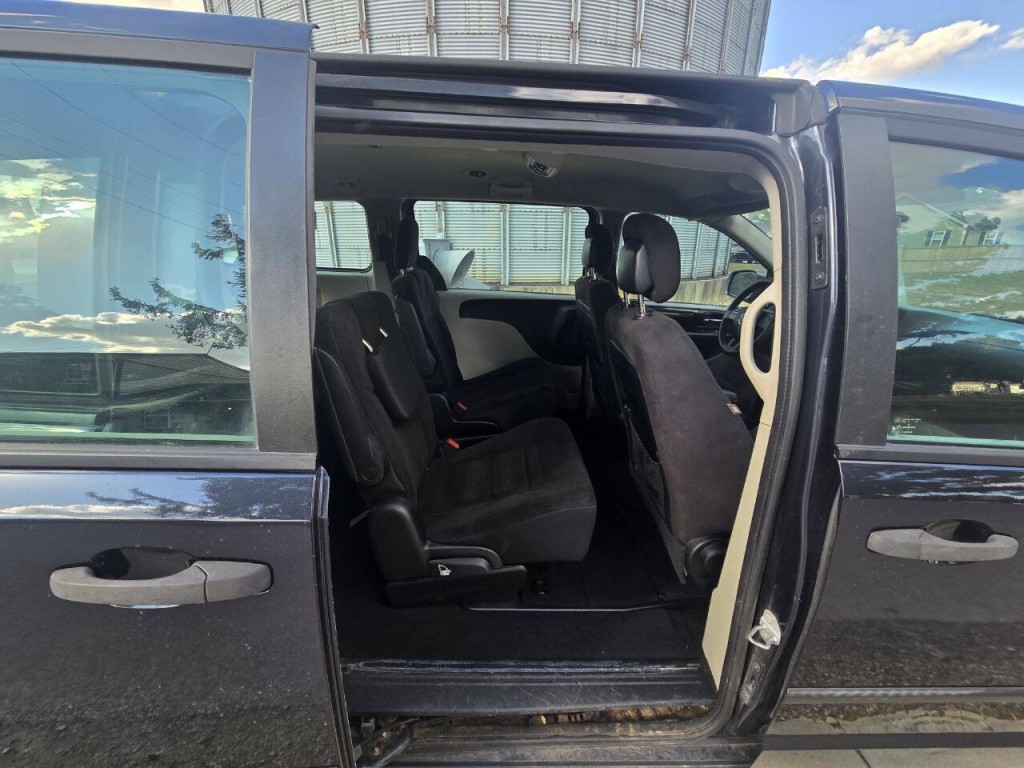 2014 Dodge Grand Caravan Image 12