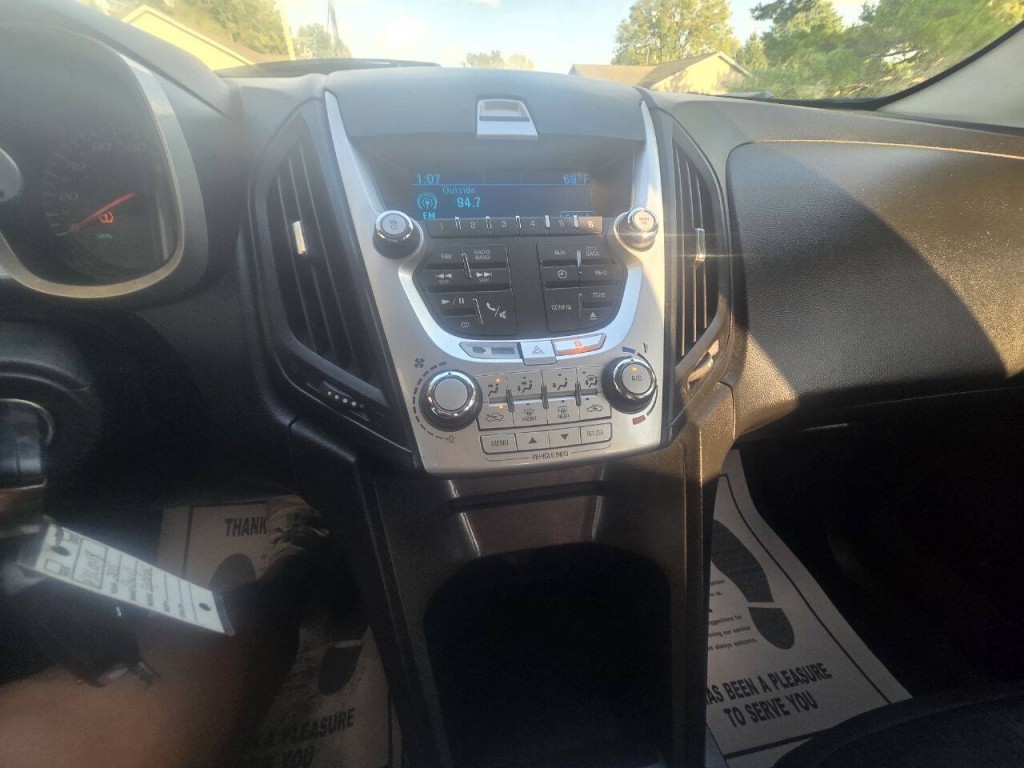 2015 Chevrolet Equinox Image 14