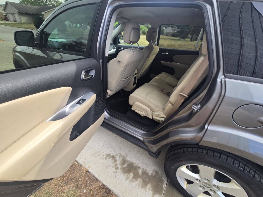 2012 Dodge Journey Image 13