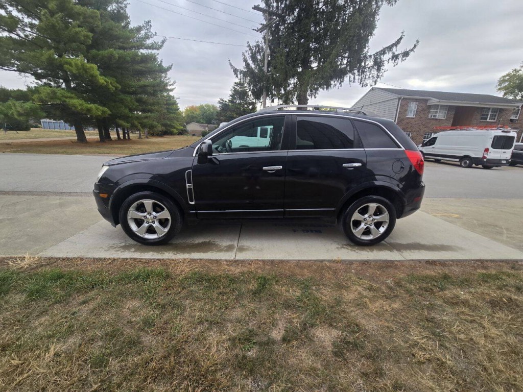 2014 Chevrolet Captiva Image 2