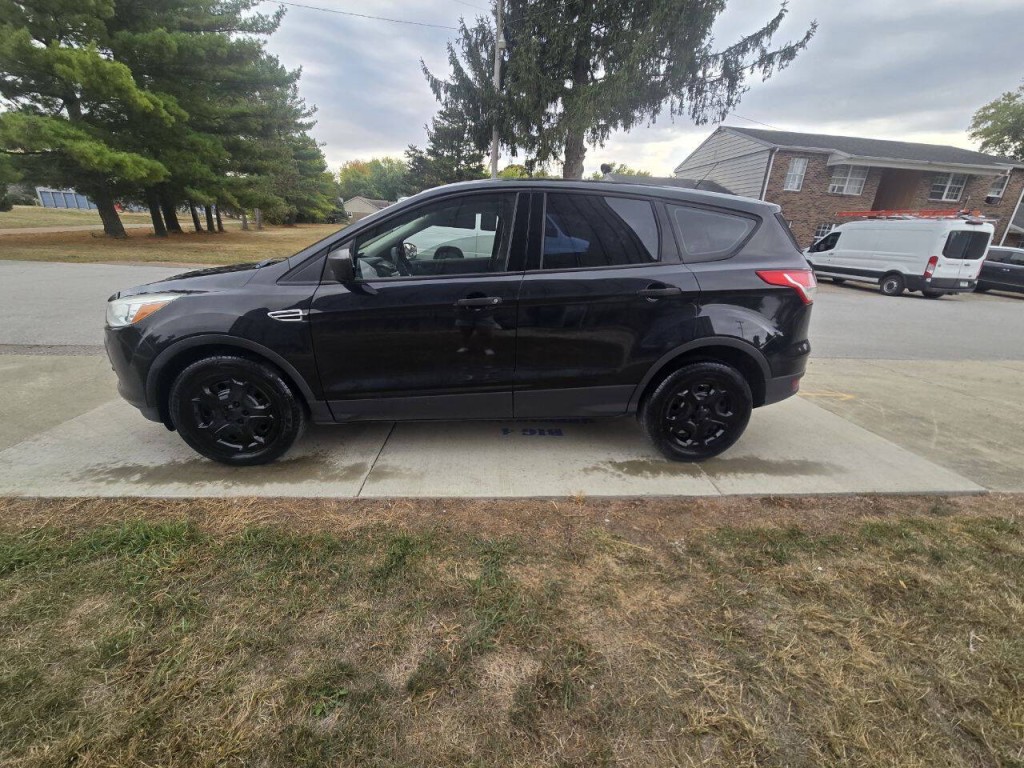 2014 Ford Escape Image 2