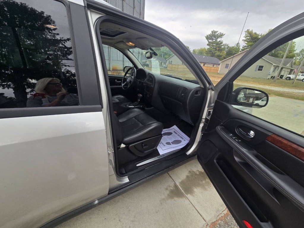 2008 Saab 9-7X Image 10
