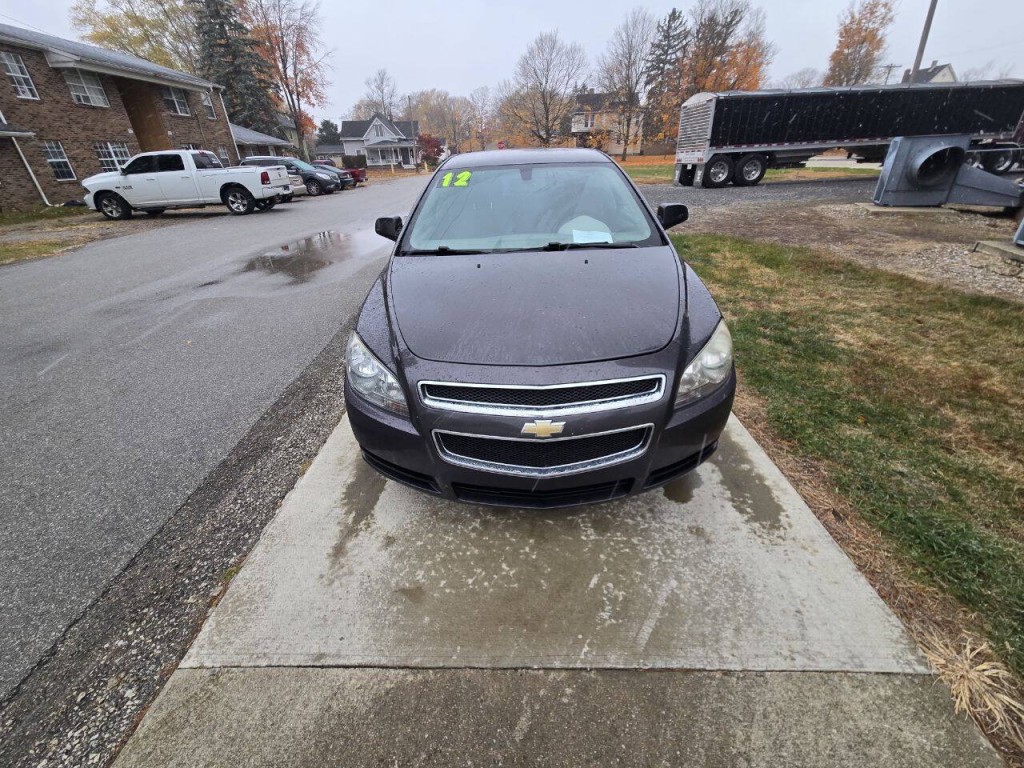 2012 Chevrolet Malibu Image 4
