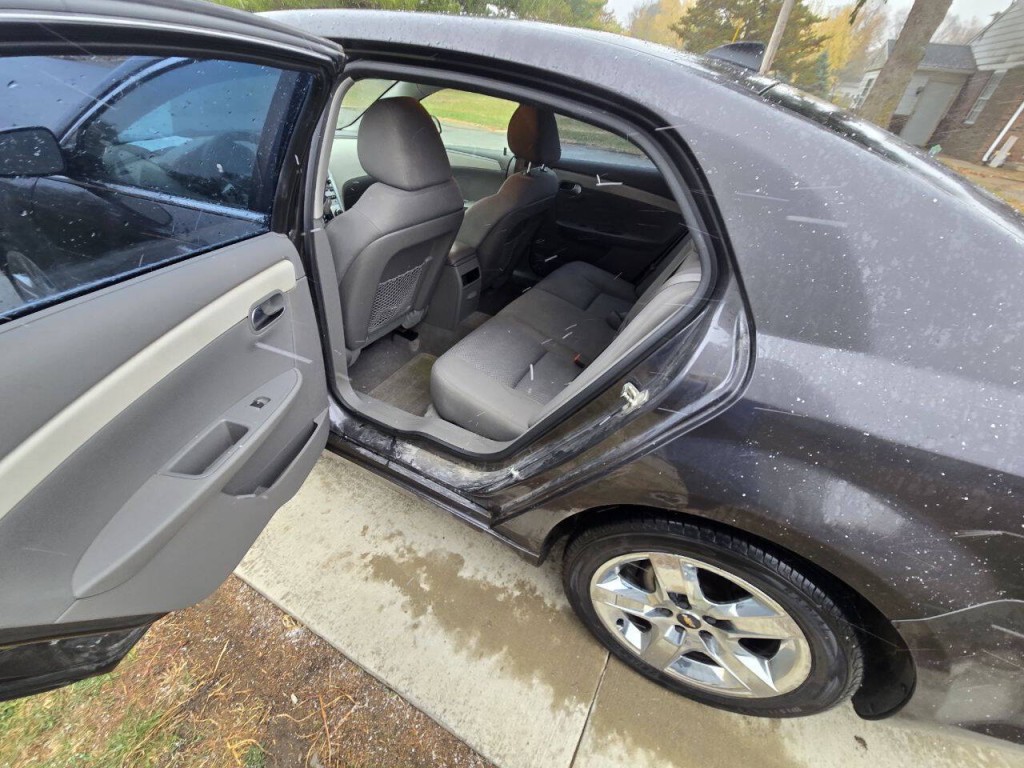 2012 Chevrolet Malibu Image 12