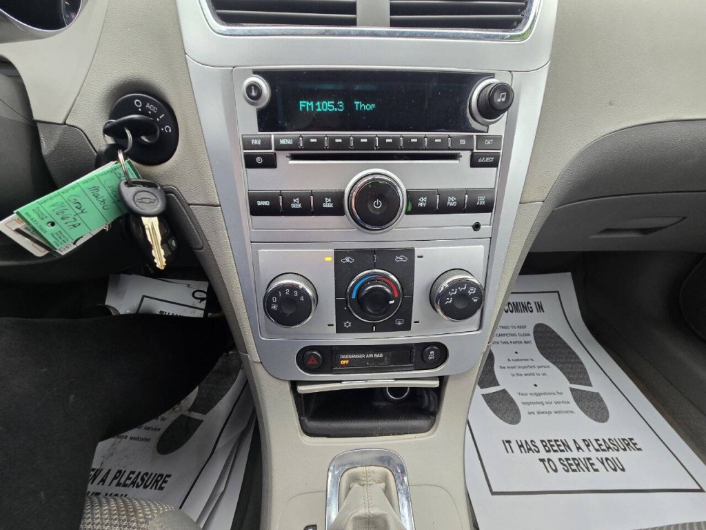 2012 Chevrolet Malibu Image 13