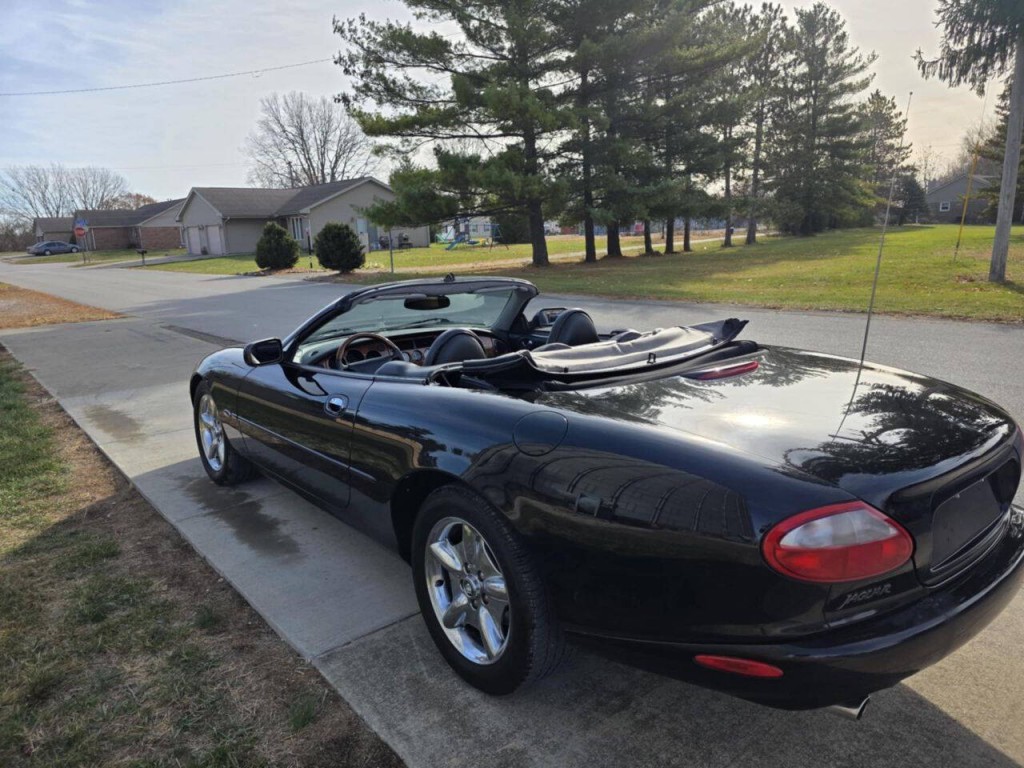1998 Jaguar XK-Series Image 7