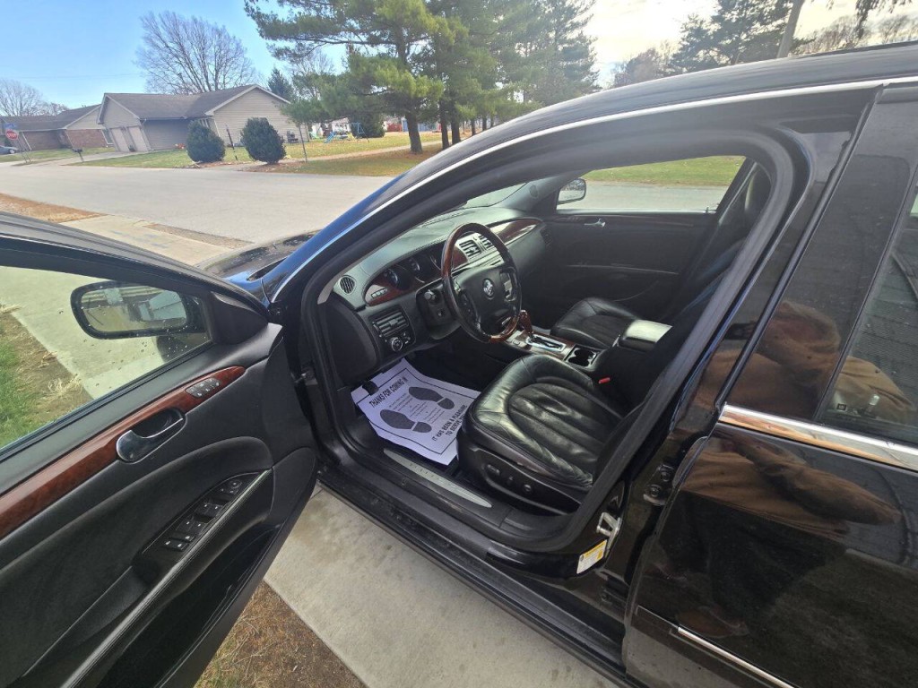 2009 Buick Lucerne Image 9